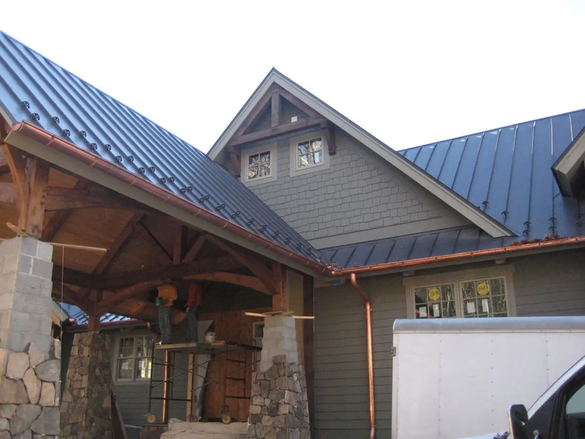 Craftsman Roofing team delivering quality roofing work in West Springfield Town